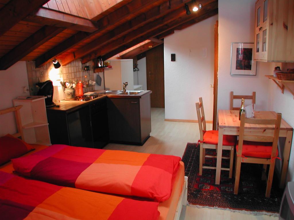 Apartamento Haus Arbgrat Zermatt Habitación foto